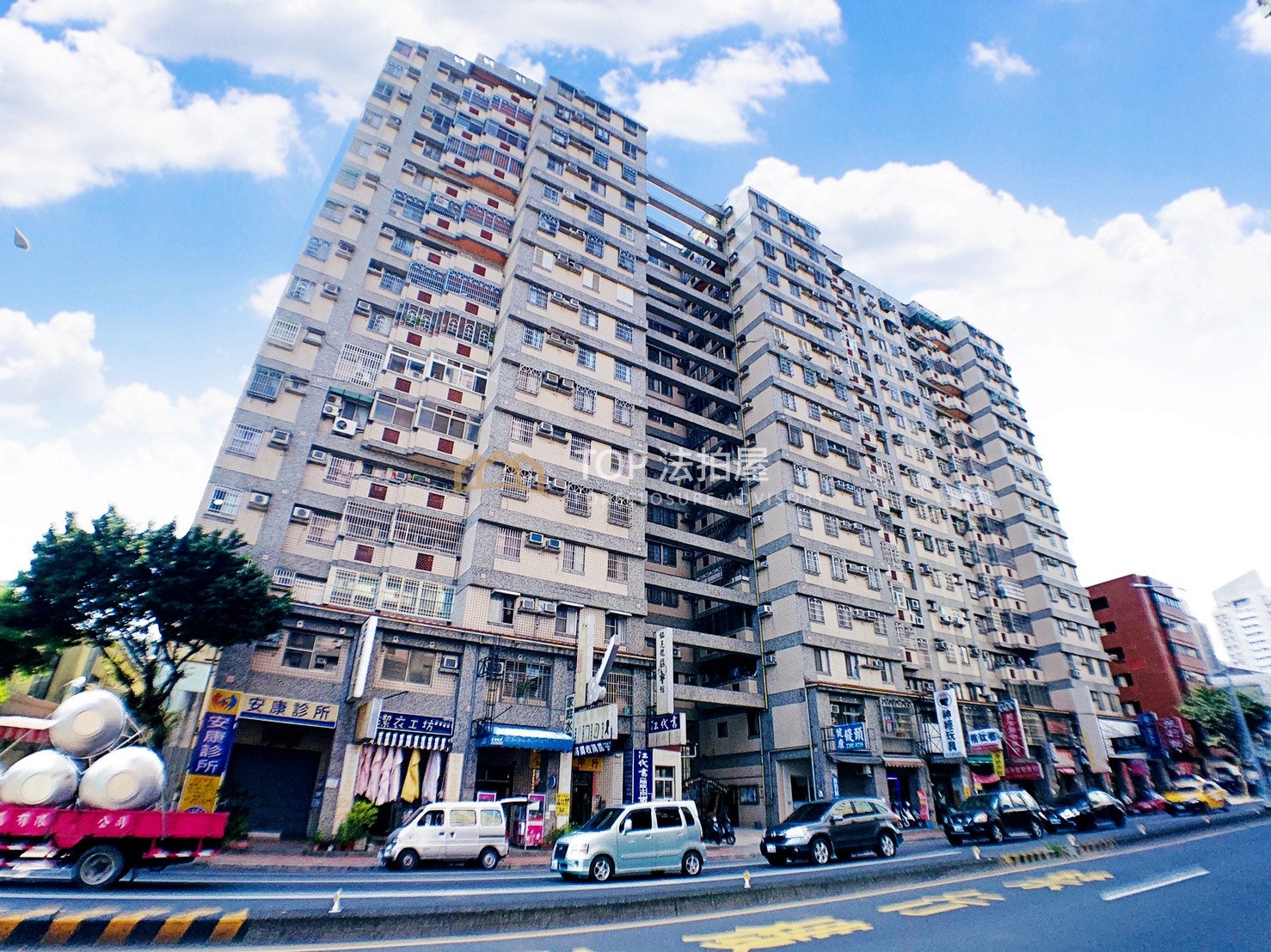 台中市東區進化路239號3樓之1｜虎嘯中村｜電梯3房｜第 1 張｜TOP法拍屋