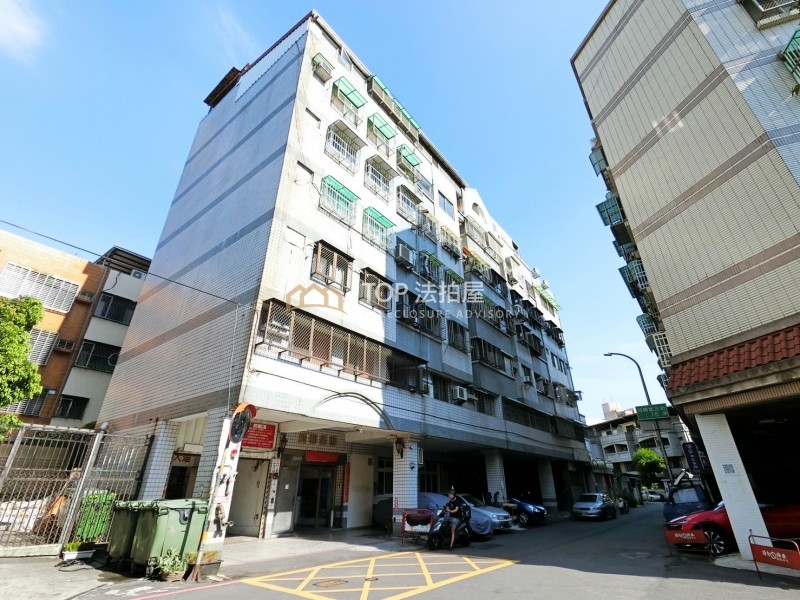 台中市西屯區河南東四街20號6樓｜成都名邸｜樓中樓四房大露台戶｜第 1 張｜TOP法拍屋