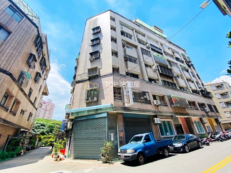 台中市南區新和街13號2樓｜興大綠園｜採光大三房平車｜第 1 張｜TOP法拍屋