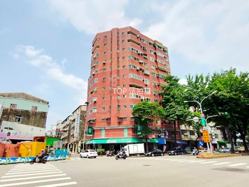 台中市南區忠明南路1239號12樓之2｜興大豪門｜視野採光四房｜第 1 張｜TOP法拍屋