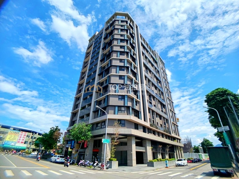 台中市東區東英路766號十五樓之2｜親家景一方｜視野四房平車｜第 1 張｜TOP法拍屋
