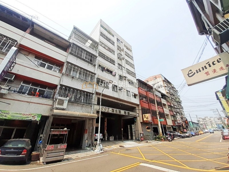 台中市太平區成功東路301巷27號三樓｜新生活明園｜電梯三房車位｜第 1 張｜TOP法拍屋