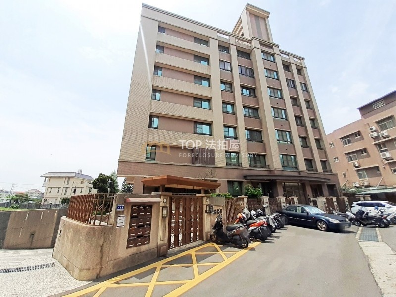台中市大雅區神林南路225巷23弄10號2樓｜久樘得易居｜邊間採光三房車位｜第 1 張｜TOP法拍屋