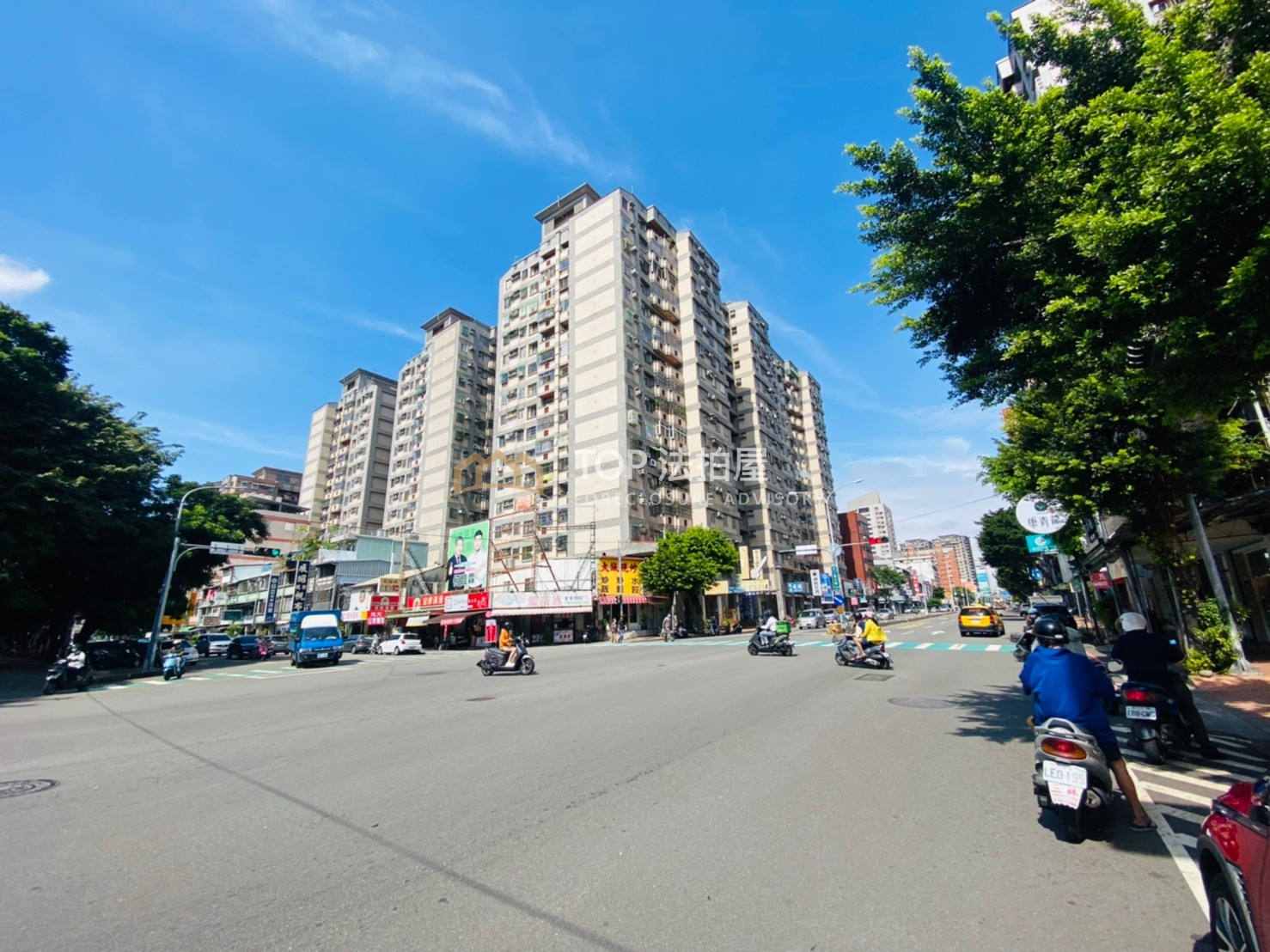 台中市東區進化路259號15樓之5｜虎嘯中村｜次頂樓邊間四房｜第 1 張｜TOP法拍屋