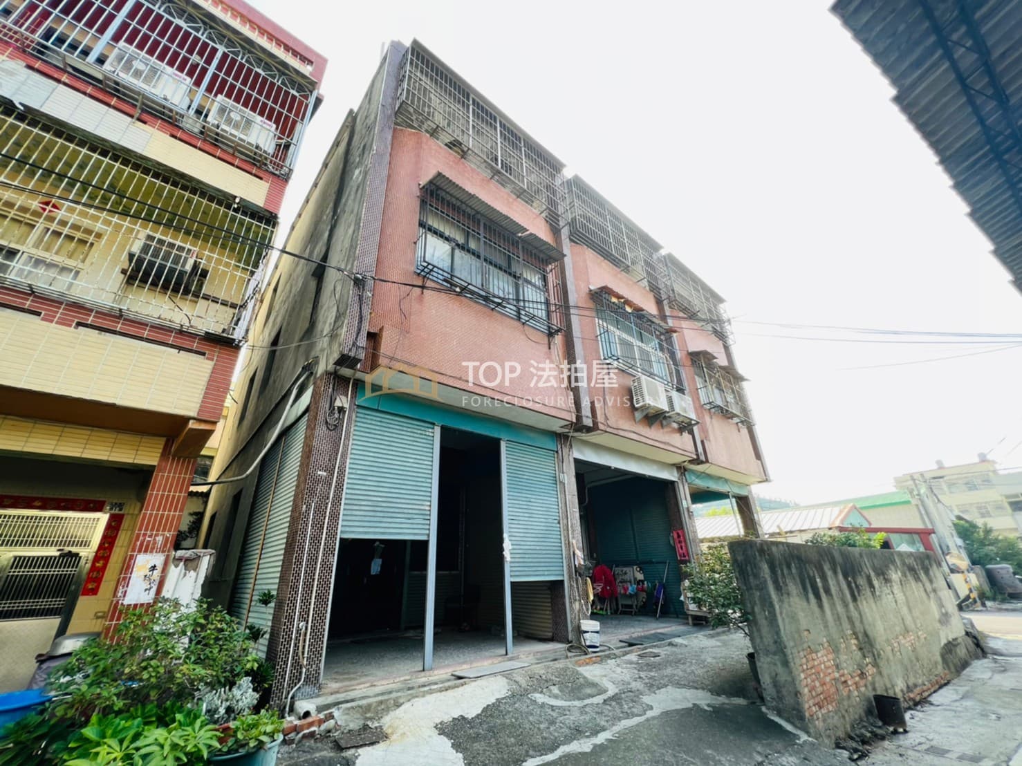 台中市沙鹿區屏西路古月東巷21弄8號｜邊間三樓透天｜第 1 張｜TOP法拍屋