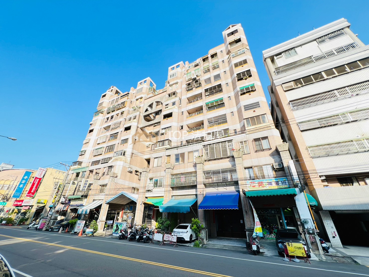 台中市潭子區福潭路612號4樓｜潭子第一家｜邊間電梯三房｜第 1 張｜TOP法拍屋