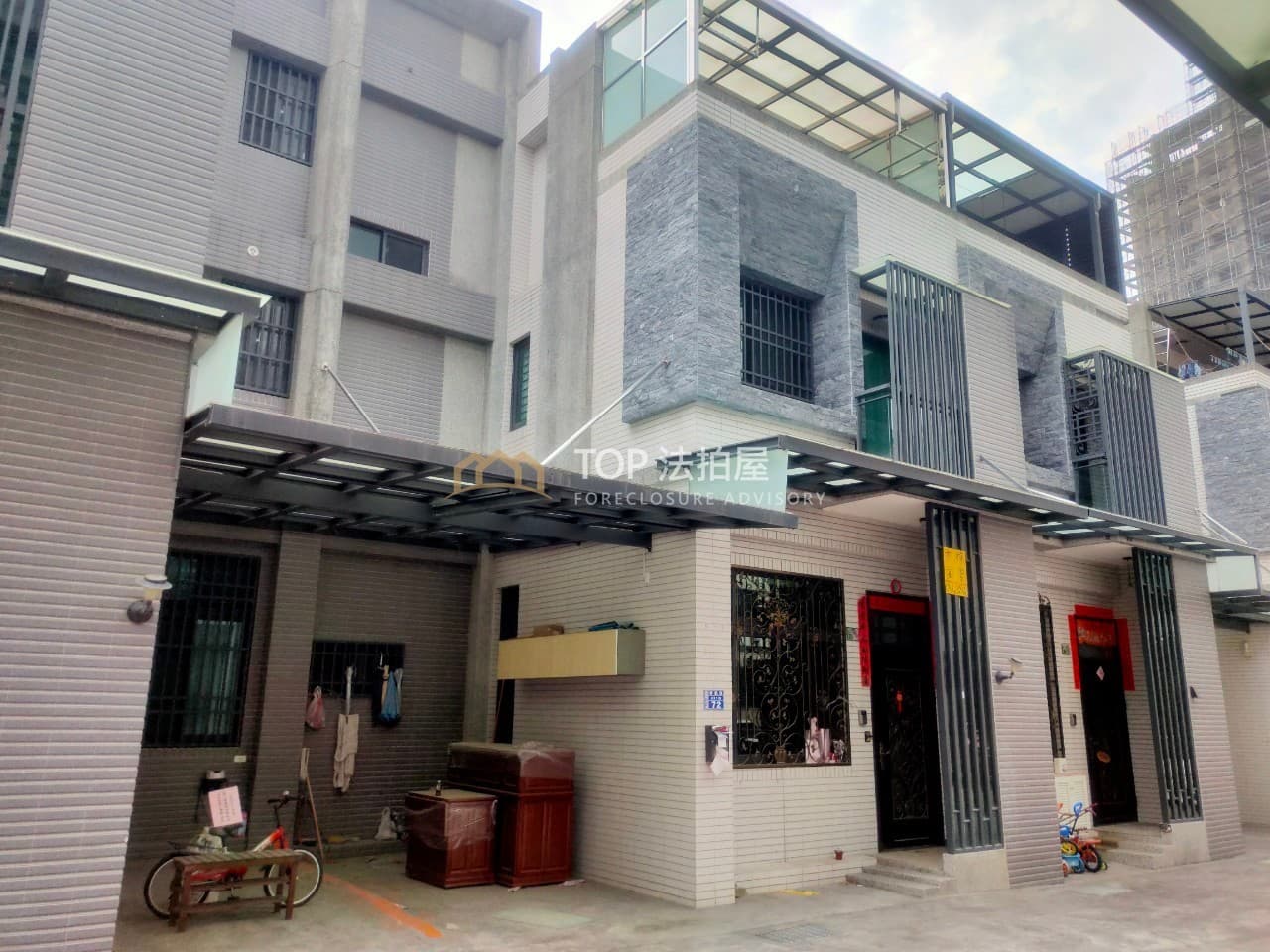 南投縣南投市華陽路391巷72號｜大面寬三樓別墅｜第 1 張｜TOP法拍屋