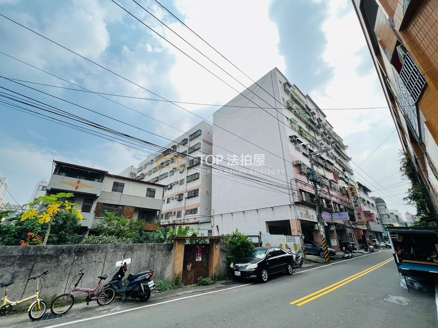 台中市太平區東村路48號3樓之13｜東方太平｜低公設電梯大三房｜第 1 張｜TOP法拍屋