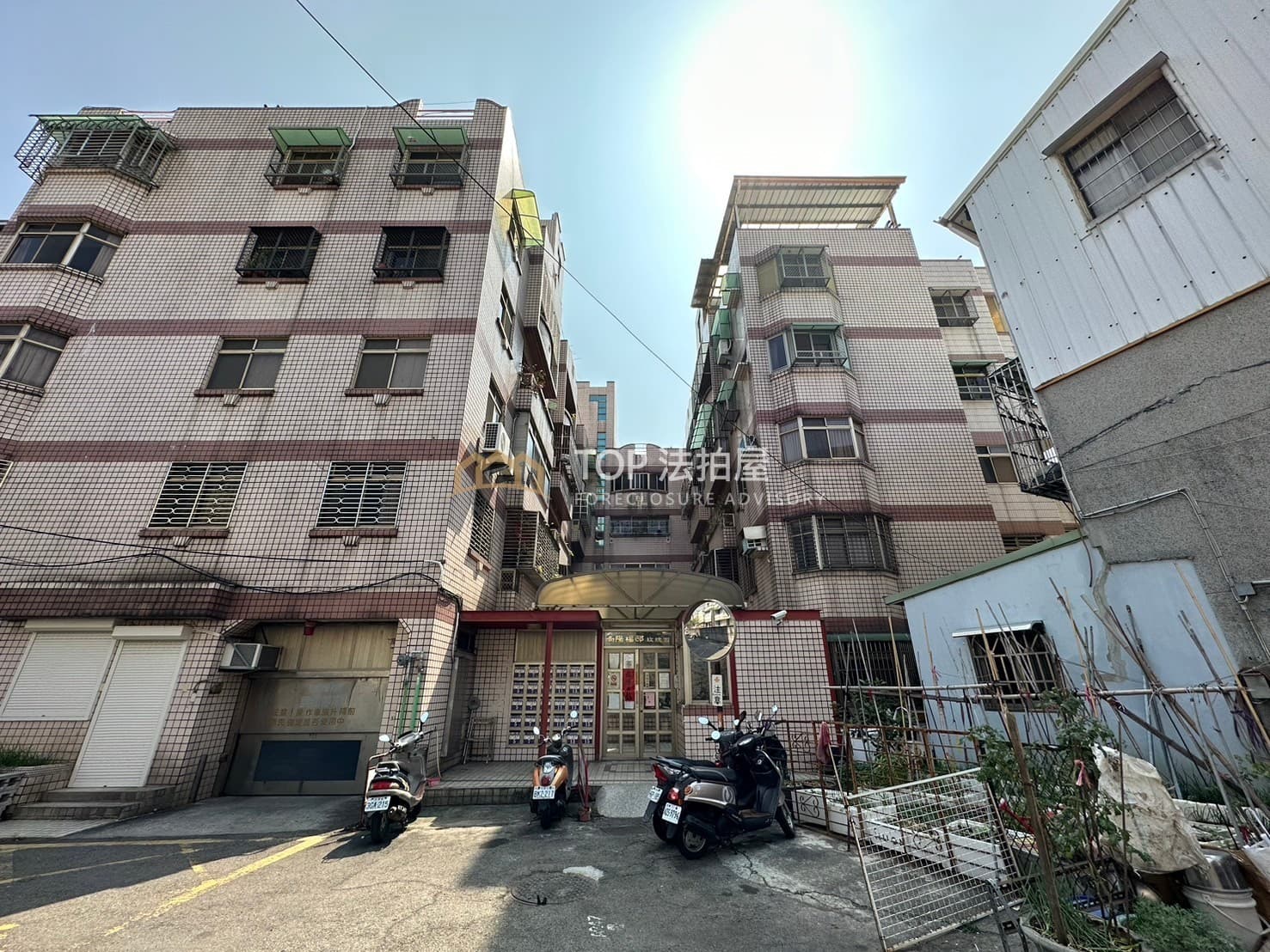 台中市豐原區中陽路537巷9號2樓｜向陽福邸玫瑰園｜邊間電梯大三房｜第 1 張｜TOP法拍屋