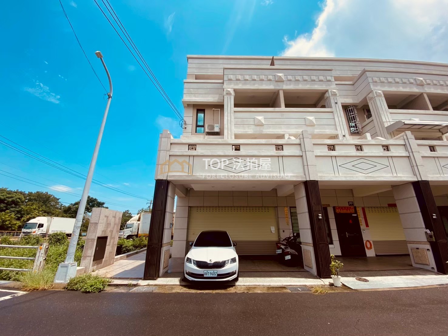 台中市龍井區沙田路四段180巷3號｜豐榮莊園13期｜大面寬邊間別墅｜第 1 張｜TOP法拍屋