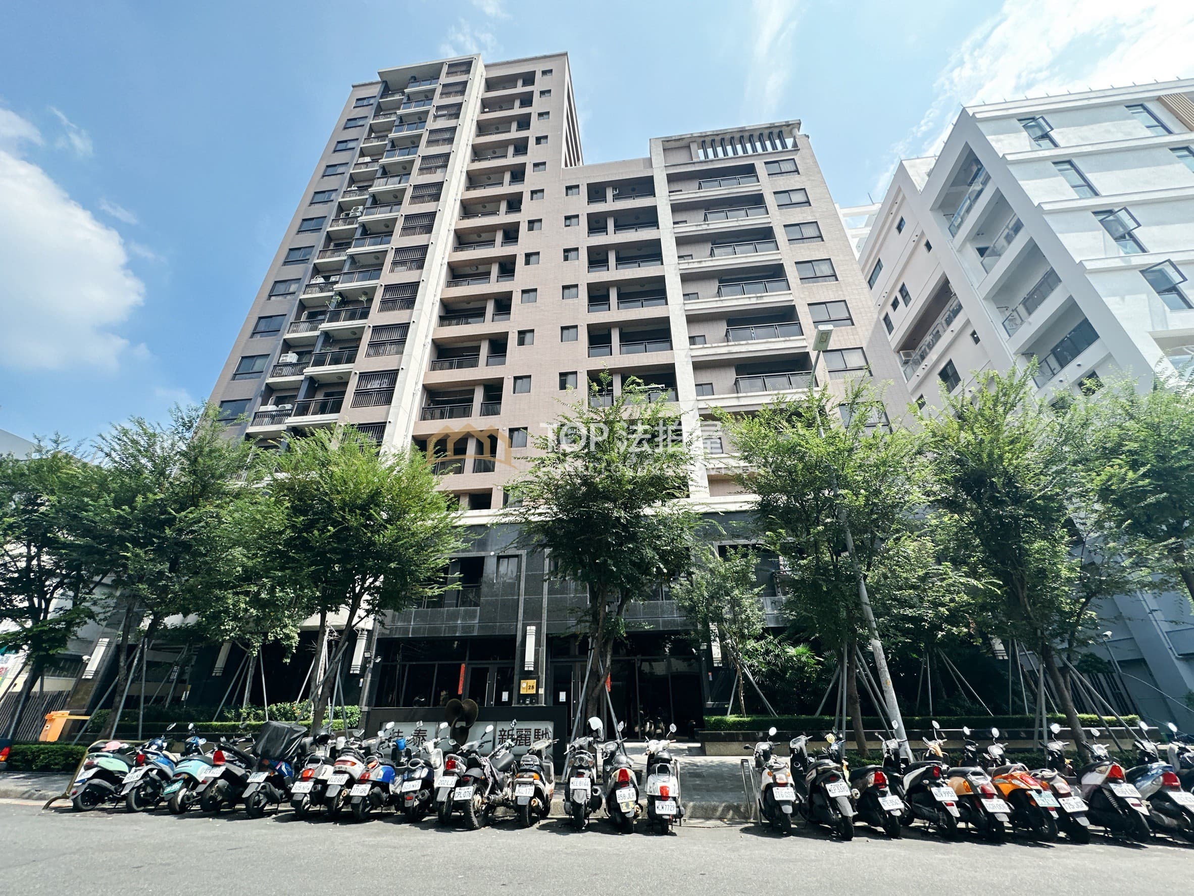 台中市北屯區軍榮一街28號六樓之12｜新麗馳｜三房平面車位｜第 1 張｜TOP法拍屋