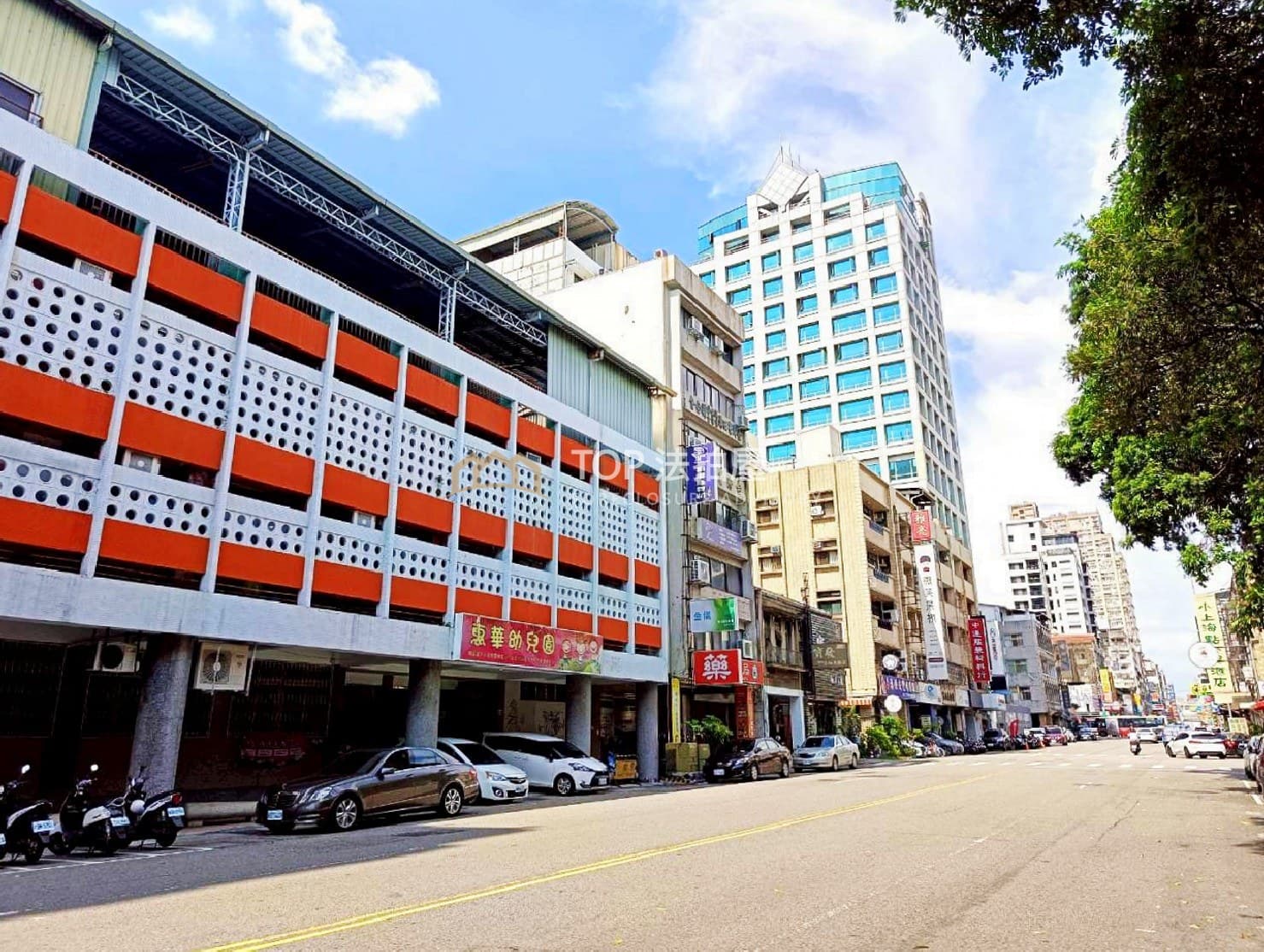 台中市西區中華路一段7號7樓｜零公設電梯九套房｜第 3 張｜TOP法拍屋