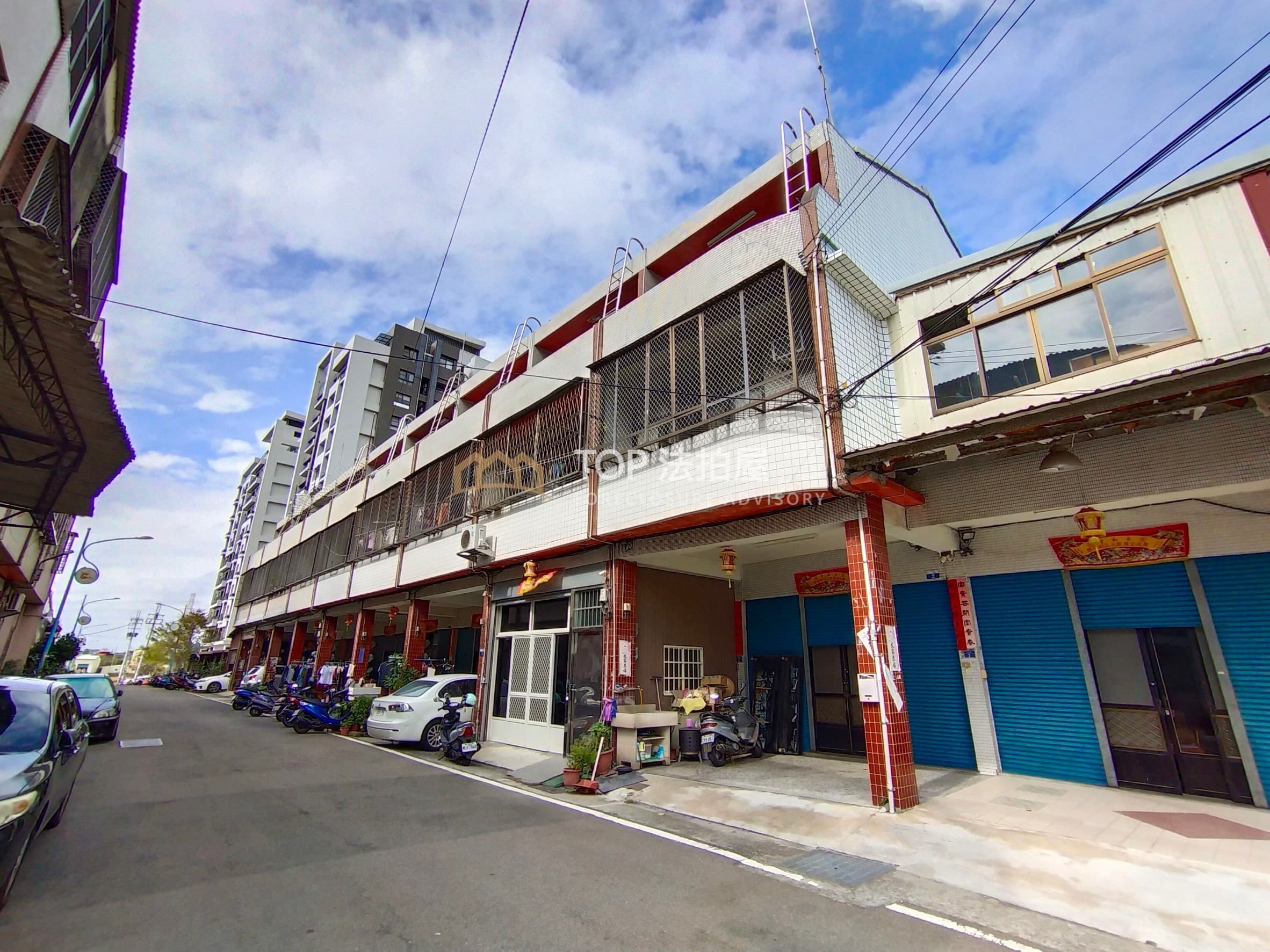 台中市龍井區竹師路二段75巷4號|竹師路前後臨路透天|第 1 張|TOP法拍屋