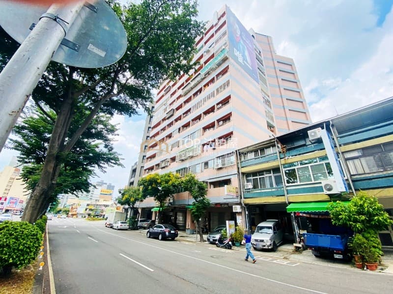 台中市南區南平路39號4樓之18|龍族儷園套房|第 1 張|TOP法拍屋