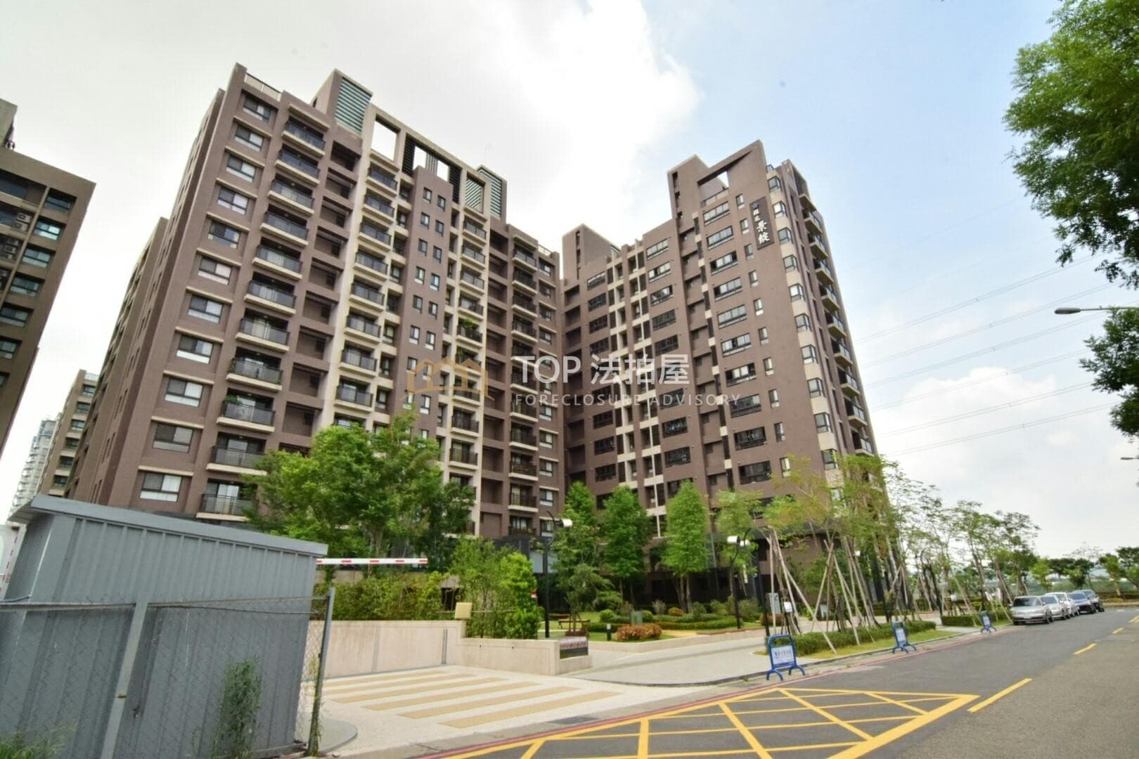 台中市烏日區環河路五段272號五樓之2|邊間四房雙平車|第 1 張|TOP法拍屋