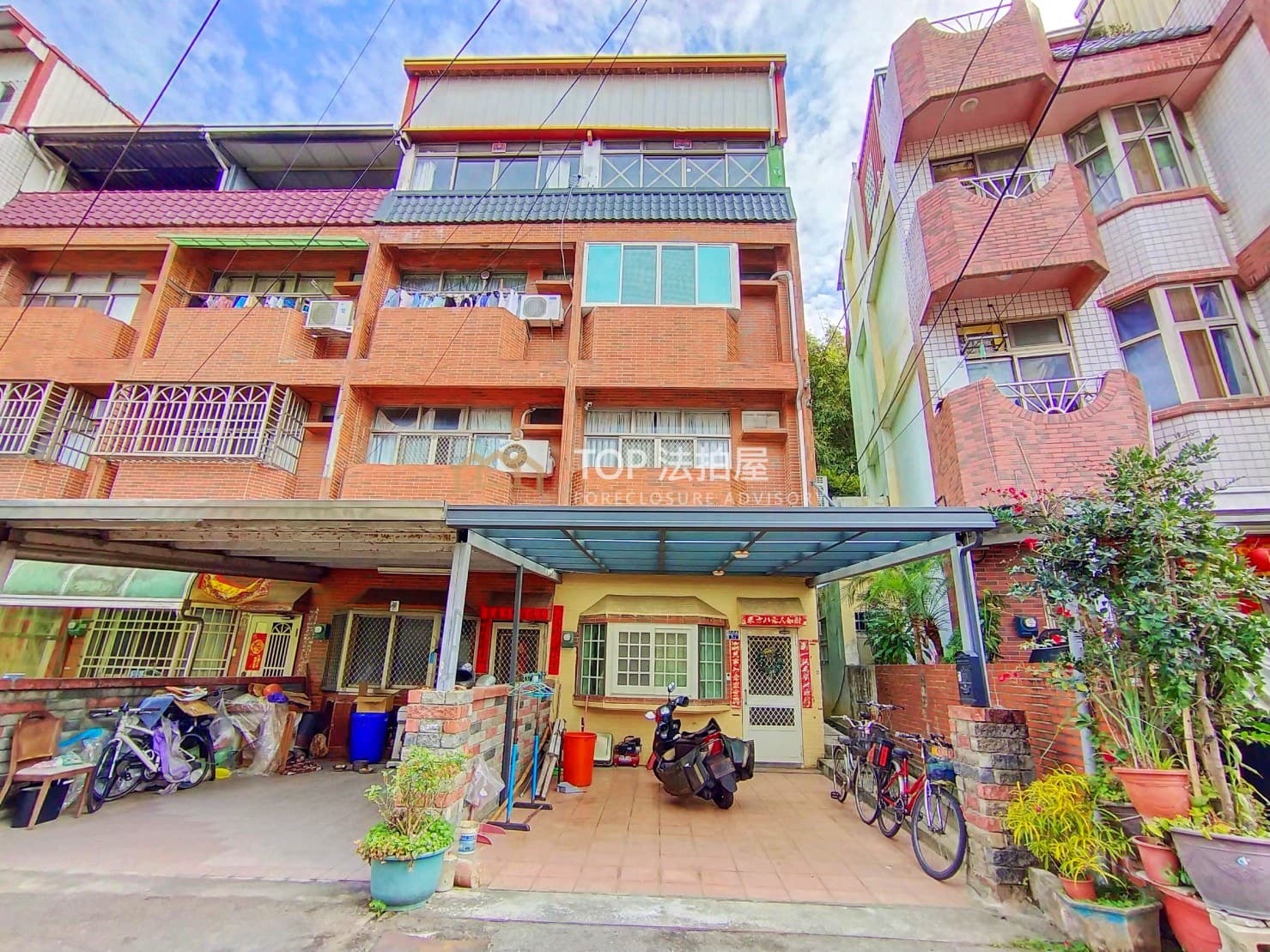 台中市豐原區南陽路綠山巷150弄7之1號|前院停車邊間透天|第 1 張|TOP法拍屋