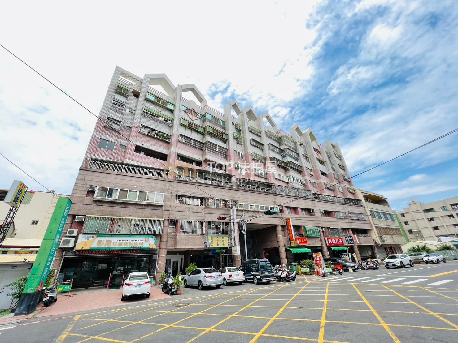 彰化縣員林市員水路二段350巷8號三樓|羅馬大地|電梯大三房車位|第 1 張|TOP法拍屋
