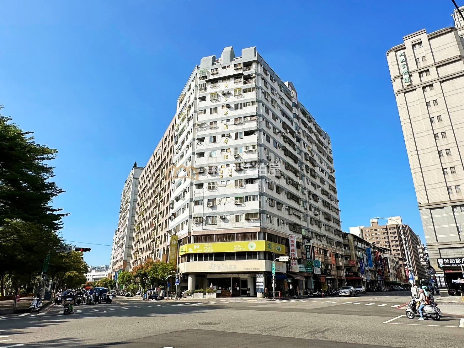 台中市西區美村路一段806號13樓之8|貝多芬園邸園|四房樓中樓雙平車|第 1 張|TOP法拍屋