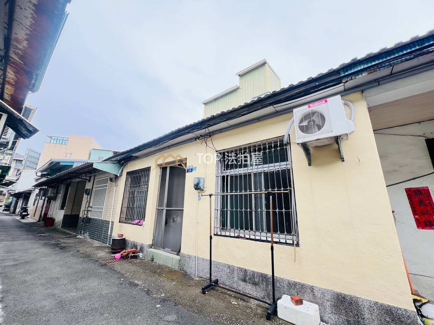 台中市大里區中興路二段日新二巷18號|大面寬透天平房|第 1 張|TOP法拍屋