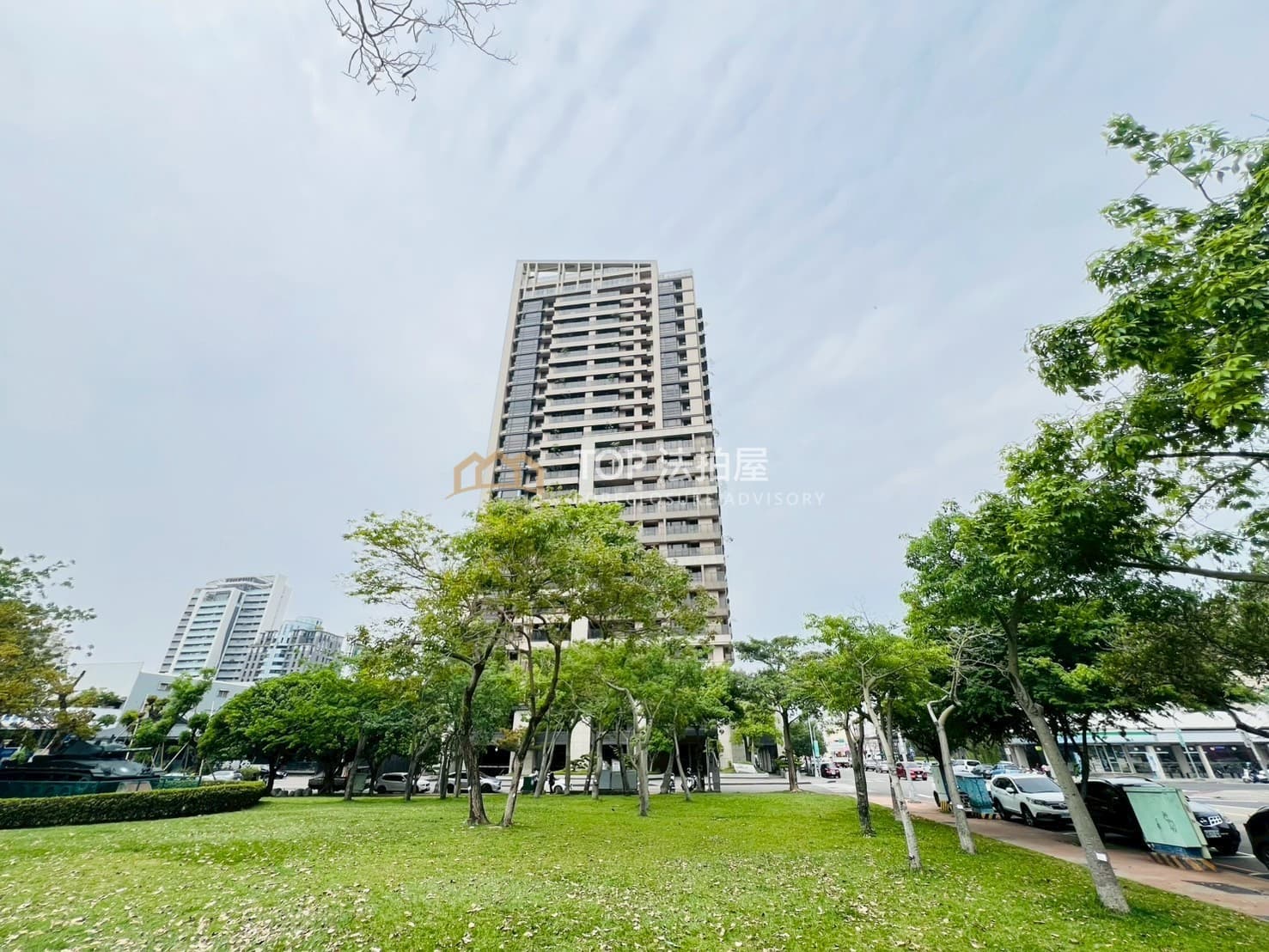 台中市北屯區崇德十路一段373號6樓之1|德邑一景苑|邊間四房雙平車|第 1 張|TOP法拍屋