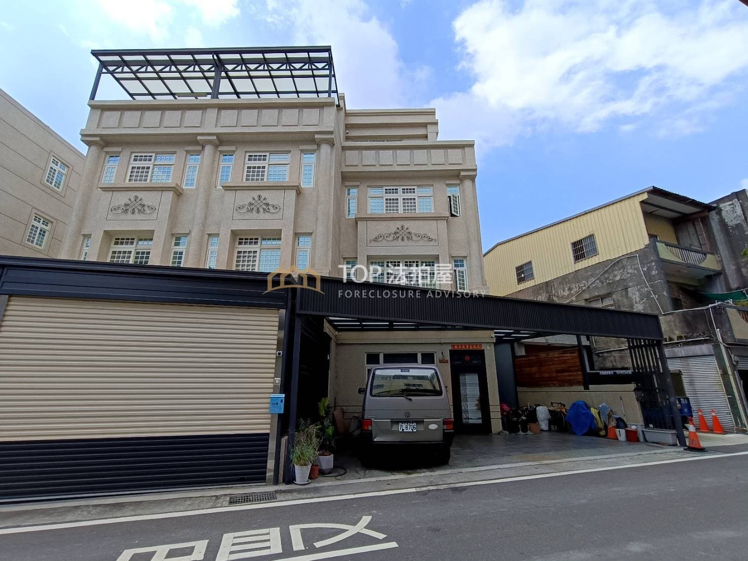 彰化縣大村鄉擺塘巷1之15號|龍富城欣|大面寬邊間別墅|第 1 張|TOP法拍屋