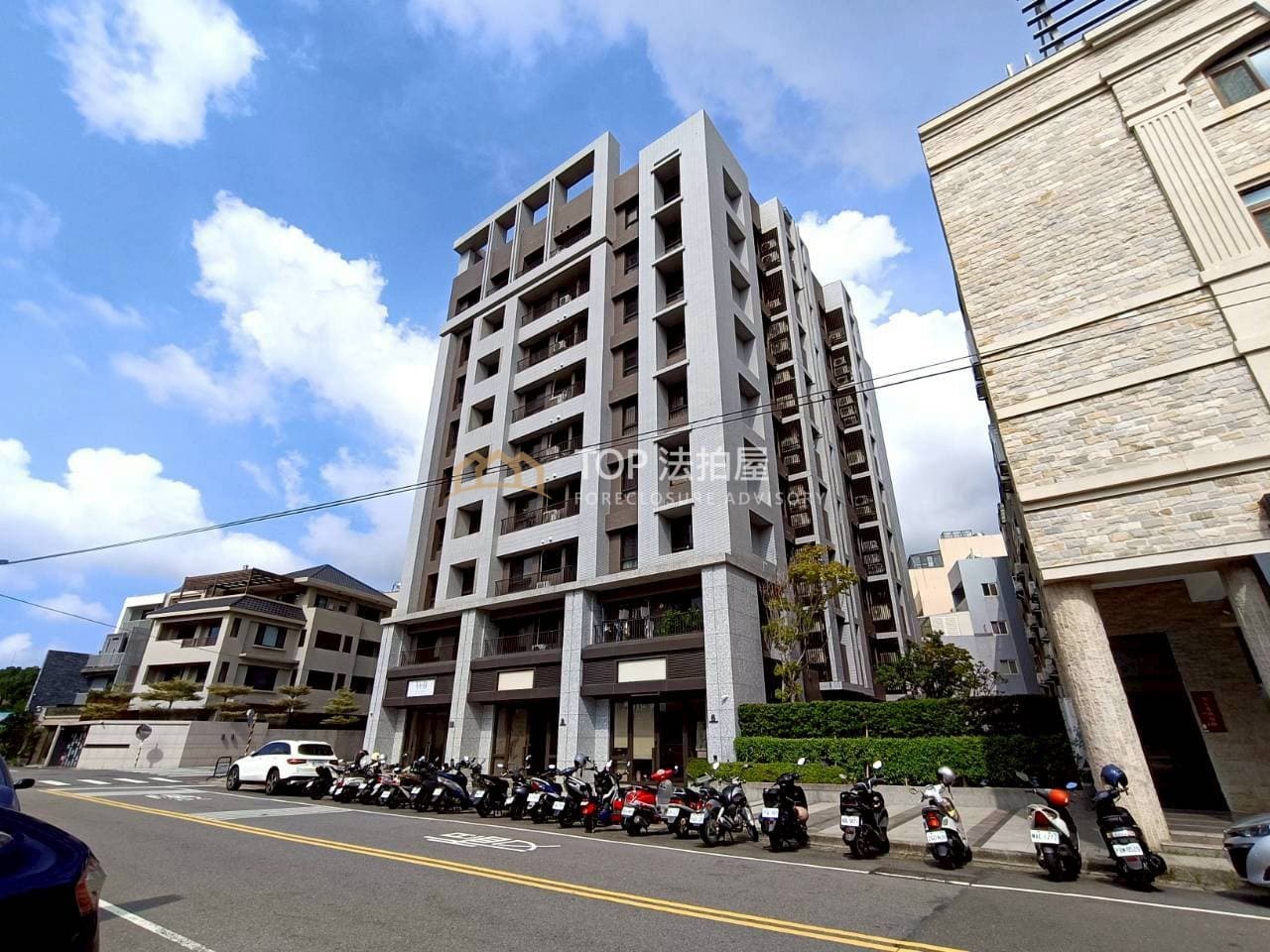 台中市豐原區豐原大道四段303街8號二樓之5|坤悅心世代|大套房小豪宅|第 1 張|TOP法拍屋