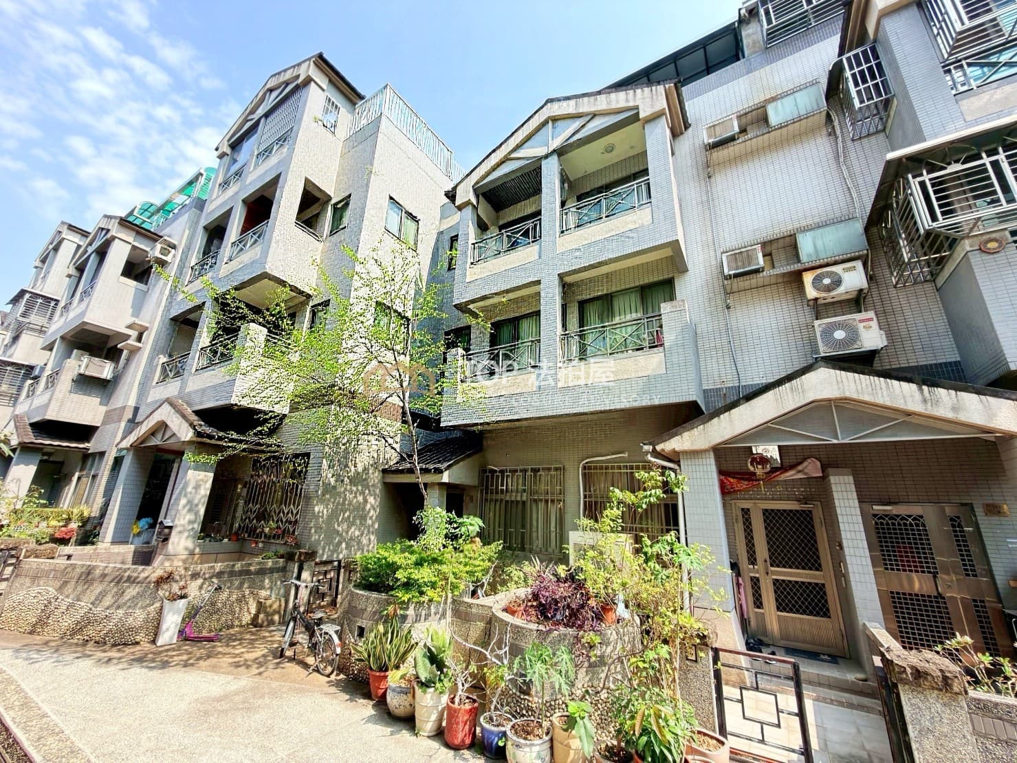 台中市東區東光園路177巷12號|東陽和風|人車分道社區別墅|第 1 張|TOP法拍屋