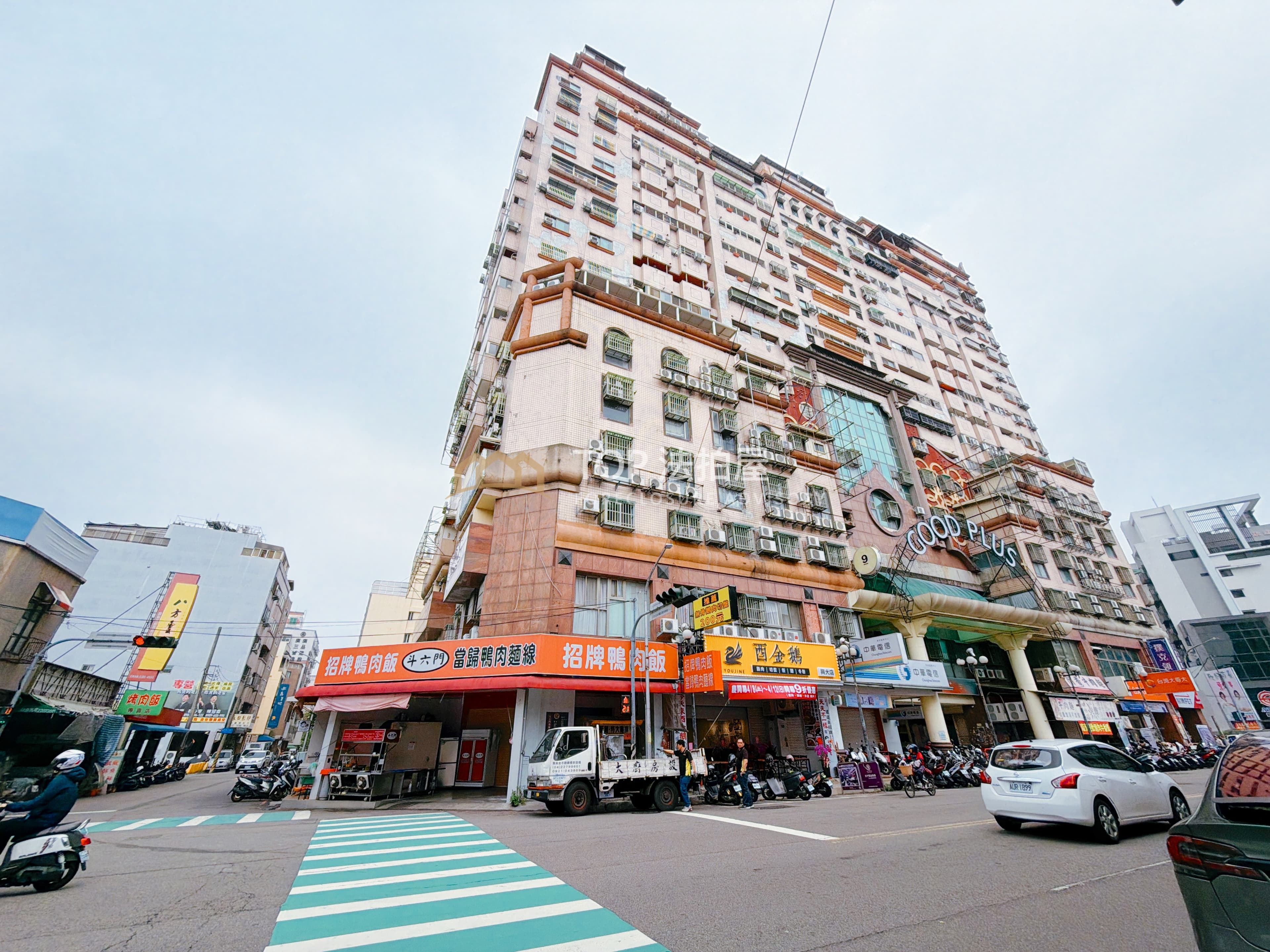 台中市南區學府路75號9樓之3|興大學府城|學府路電梯大三房|第 1 張|TOP法拍屋