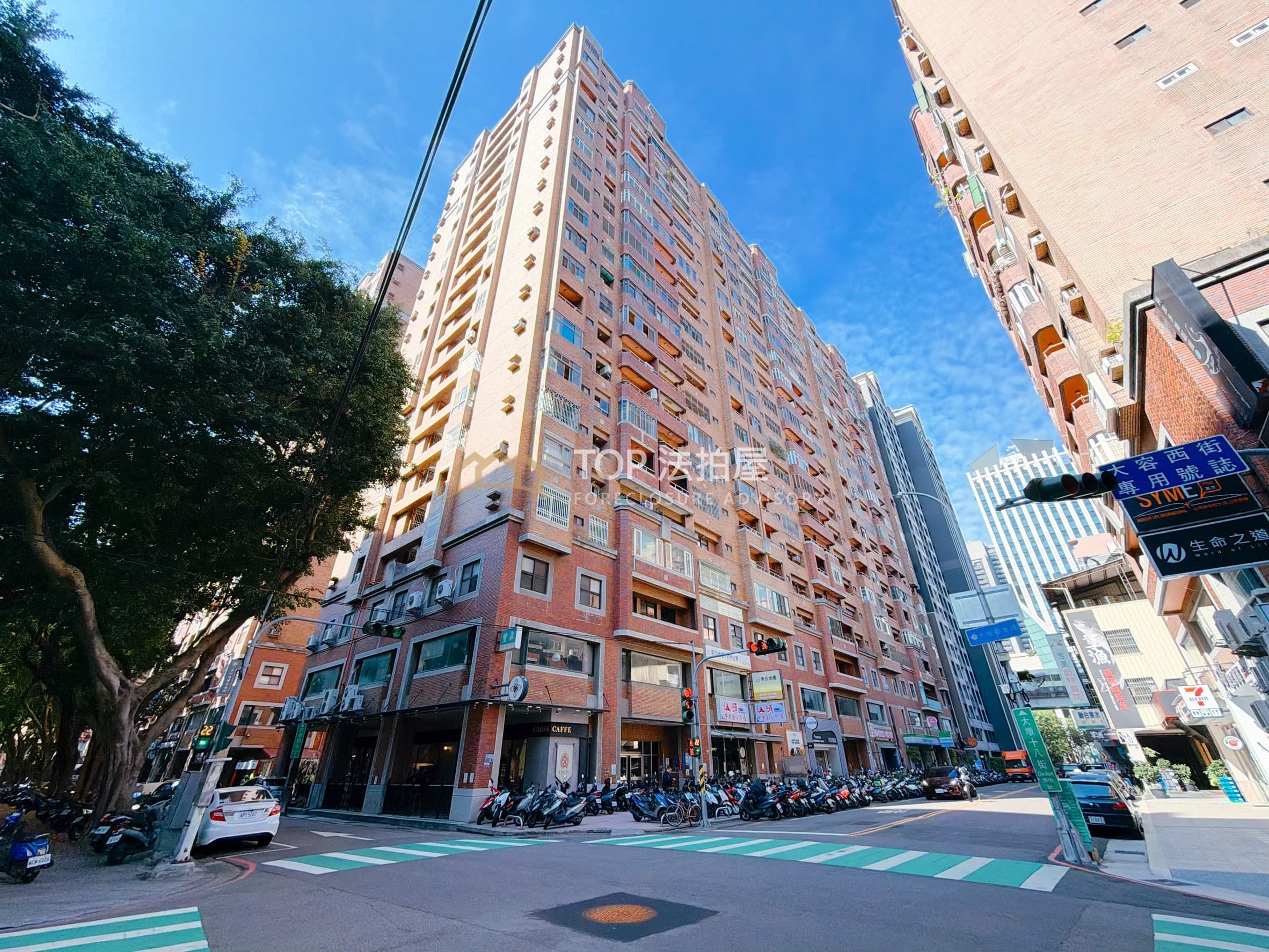 台中市西屯區文心路二段562之1號十九樓之1|文心經典|視野電梯大三房|第 1 張|TOP法拍屋