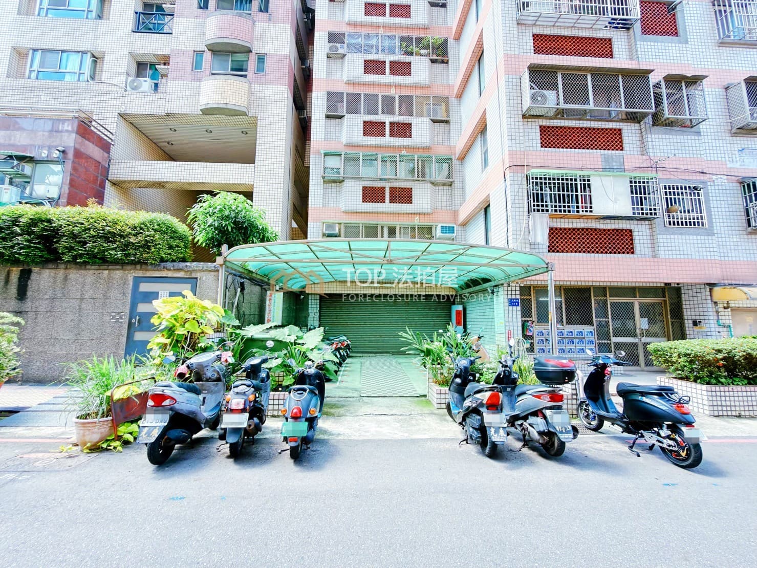 台中市北屯區安順一街60號|梅鄉宮廷|一樓大三房雙車位|第 1 張|TOP法拍屋